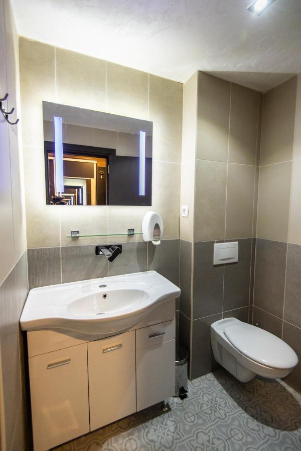 Hotel Enigma Zabljak  Ngoại thất bức ảnh