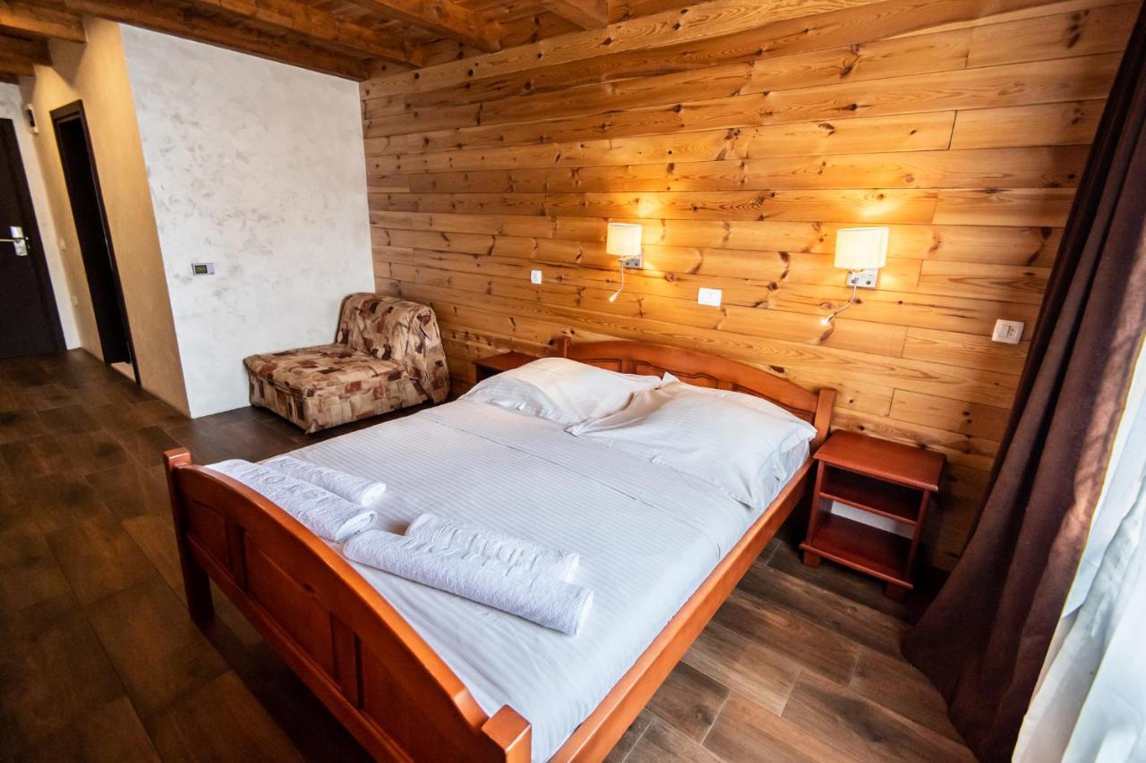 Hotel Enigma Zabljak  Ngoại thất bức ảnh
