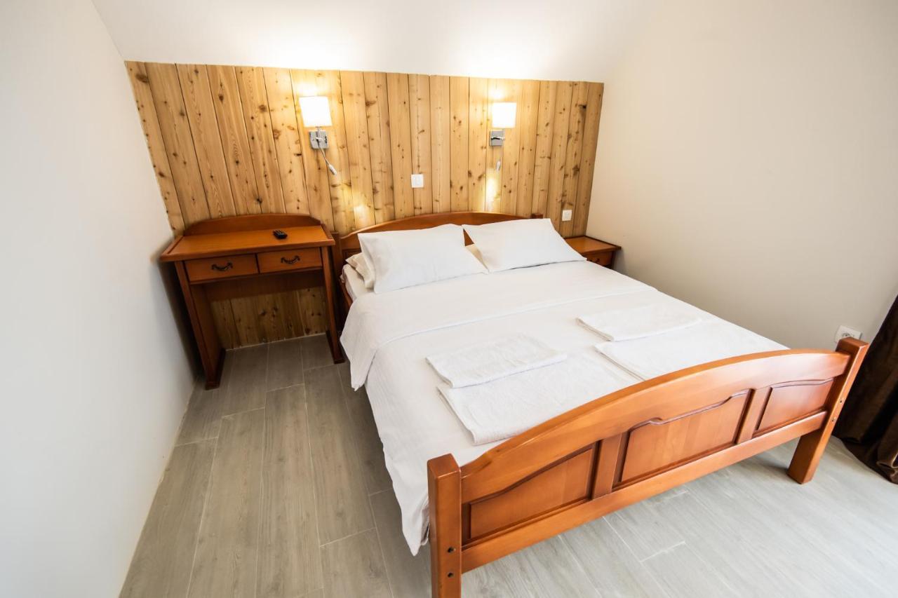 Hotel Enigma Zabljak  Ngoại thất bức ảnh